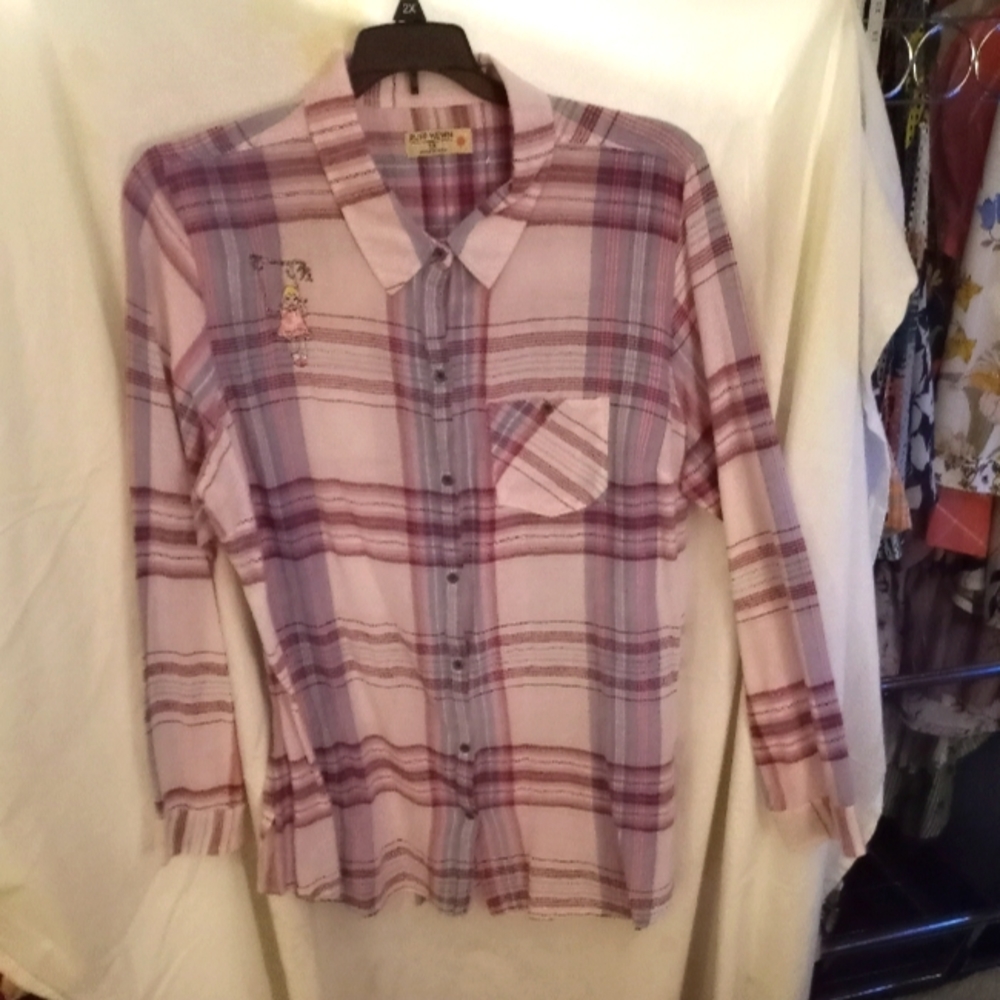 Plus size blouse